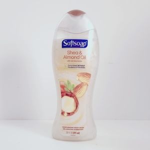 ⭐4/$15 Softsoap Body Wash Shea & Almond Oil